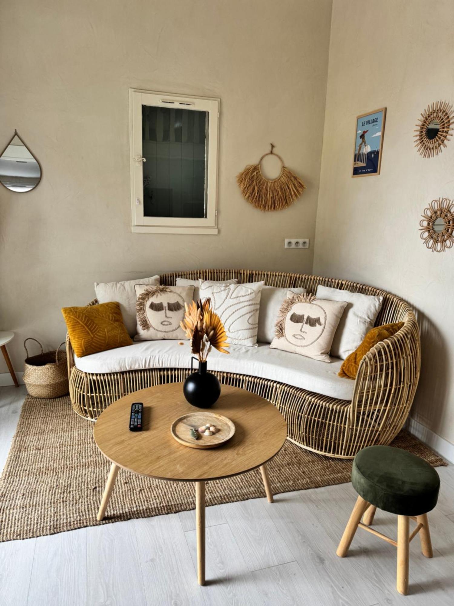 Proche Village Naturiste, Terrasse Et Parking Appartement Agde